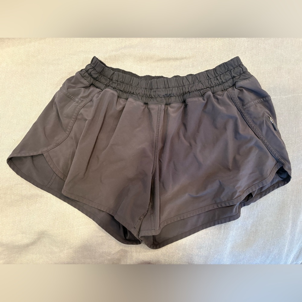 Lululemon shorts - Picture 4 of 5